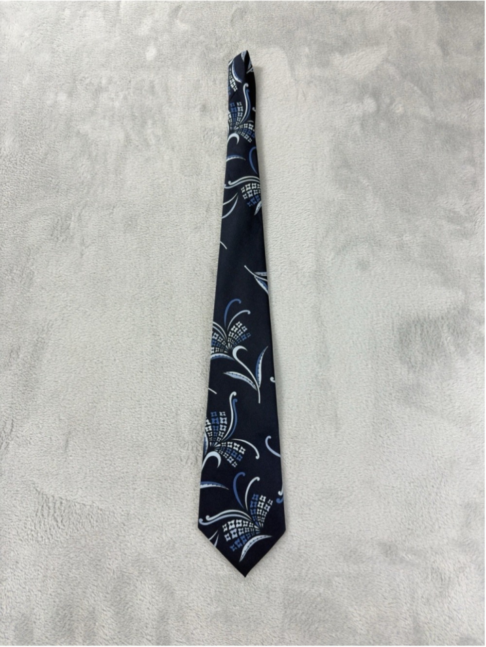 Vintage Christian Dior Monsieur Blue Azure Floral 100% Polyester Tie